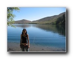 2005-08-21 Convict Lake (02) Pretty Woman in front of pretty lake